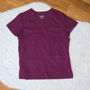 Beyond Scrubs Purple Short Sleeve Scrub Top, Womens Medium